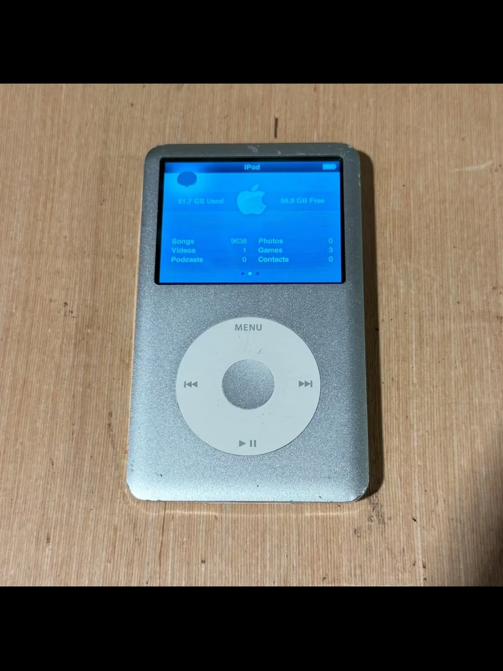 iPod Classic 6thGen 120GB Silver-A1238 Tested Good w/Charg-9638-Songs Read Info!